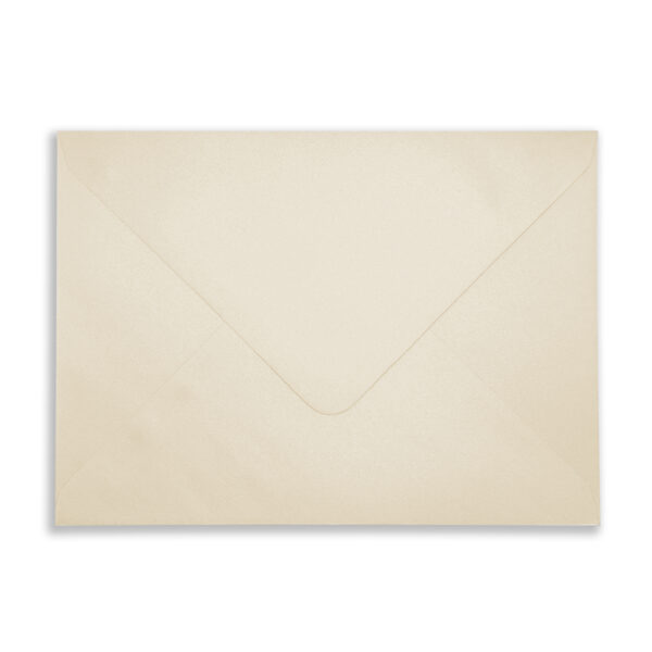 133mm x 184mm Pearlescent Ivory Envelopes